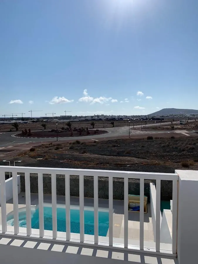 Villa Trendy Casa Linea Playa Blanca